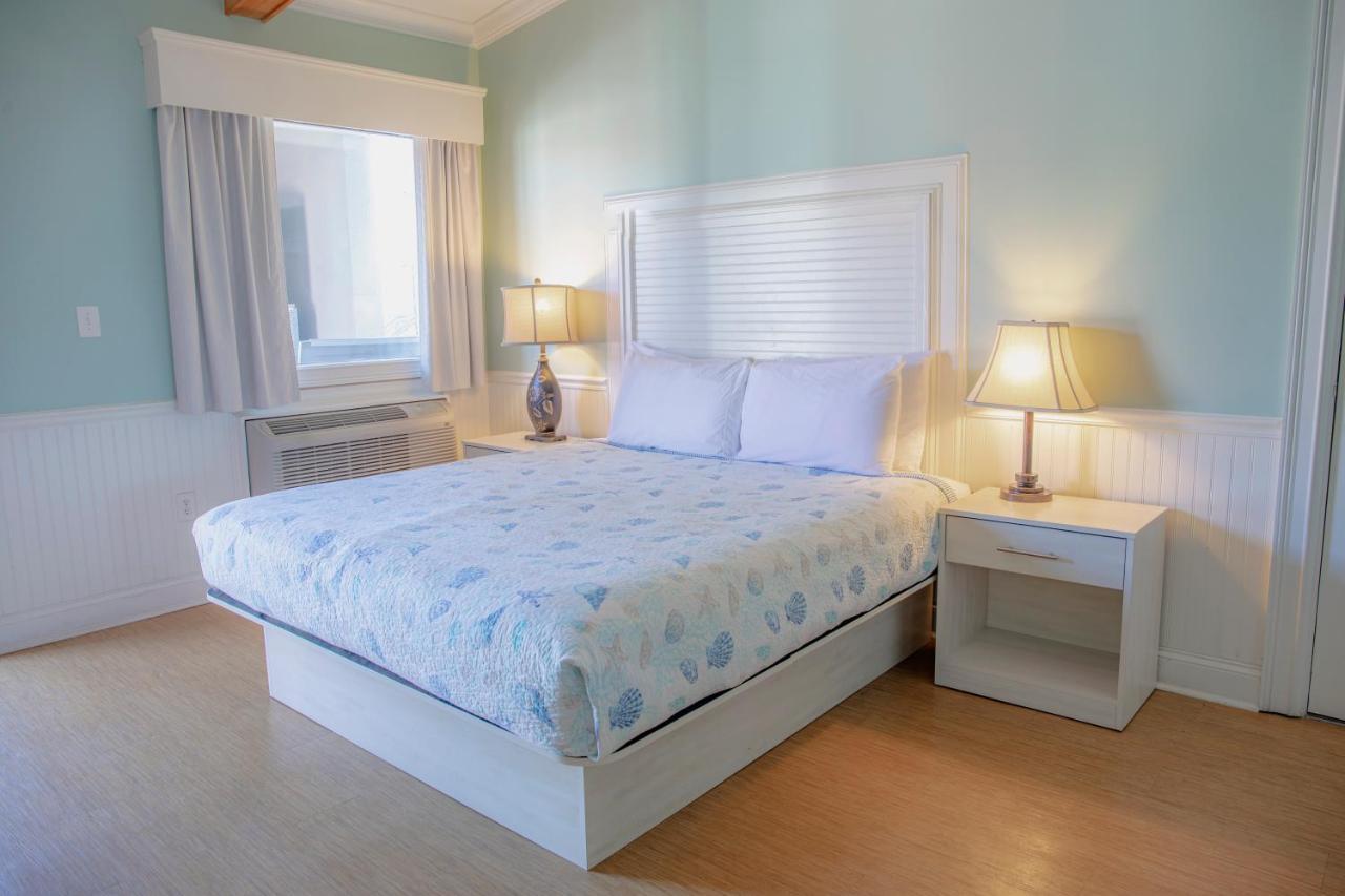 Sea And Breeze Hotel And Condo Tybee Island Exterior photo