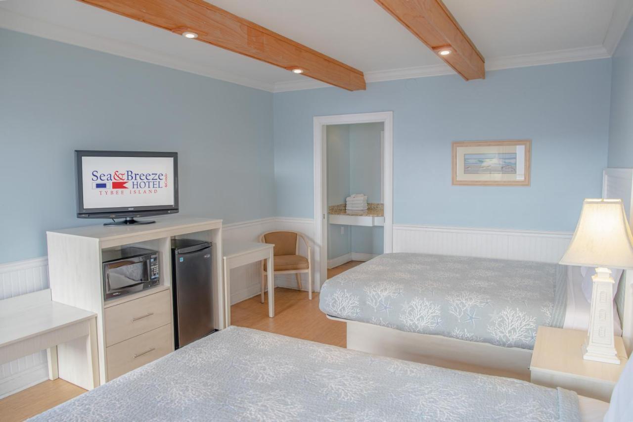 Sea And Breeze Hotel And Condo Tybee Island Exterior photo